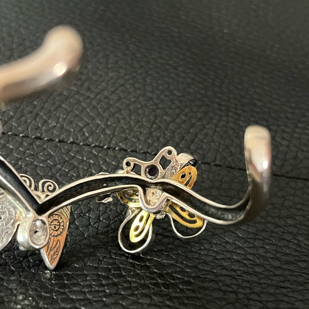 Veronica Diné Navajo Butterfly
Cuff Bracelet - Picture 5 of 16